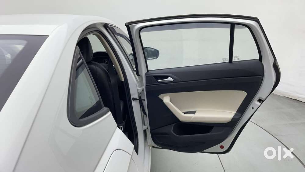 Volkswagen Virtus Highline Plus 1.0 Tsi At, 2024, Petrol
