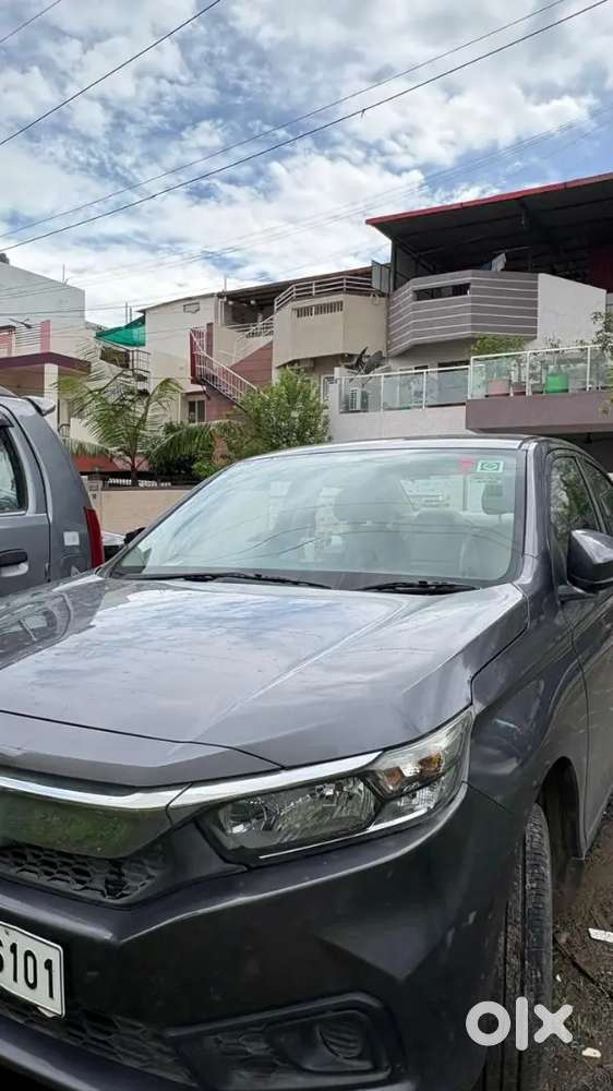Honda Amaze 2019 Petrol Well Maintained 10,000 Km
