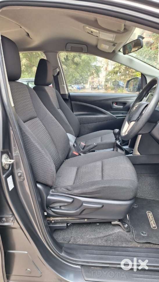 Toyota Innova Crysta [2020-ongoing] 2.4 Gx At 7 Str, 2020, Diesel