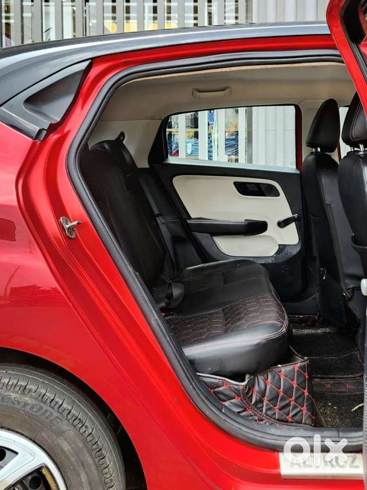 Tata Altroz 1.2 Xe, 2022, Cng & Hybrids