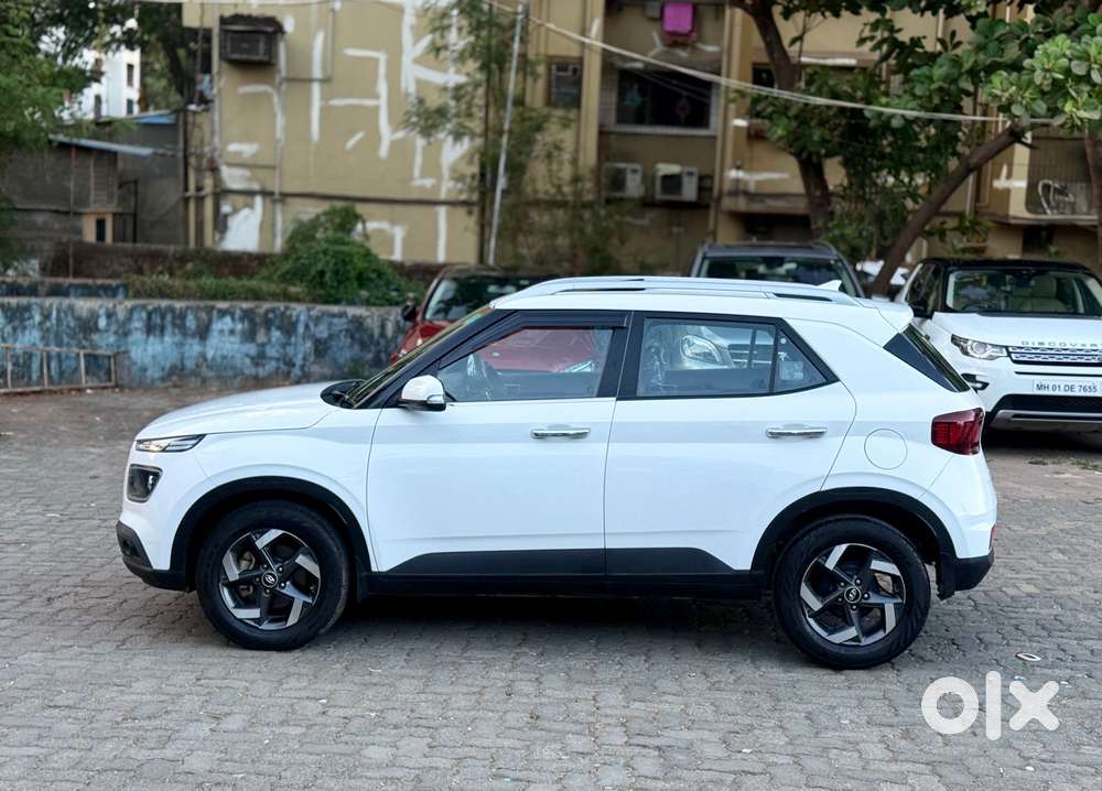 Hyundai Venue S Turbo, 2022, Petrol