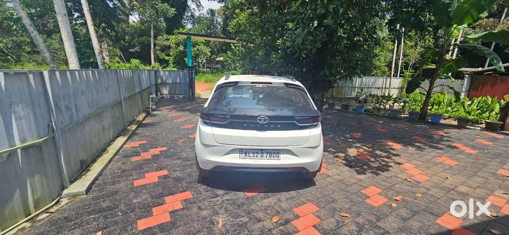 Tata Altroz 1.2 Xe, 2020, Petrol