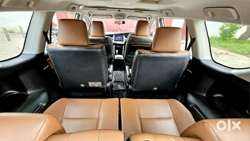 Toyota Innova Crysta 2.8z Automatic, 2016, Diesel