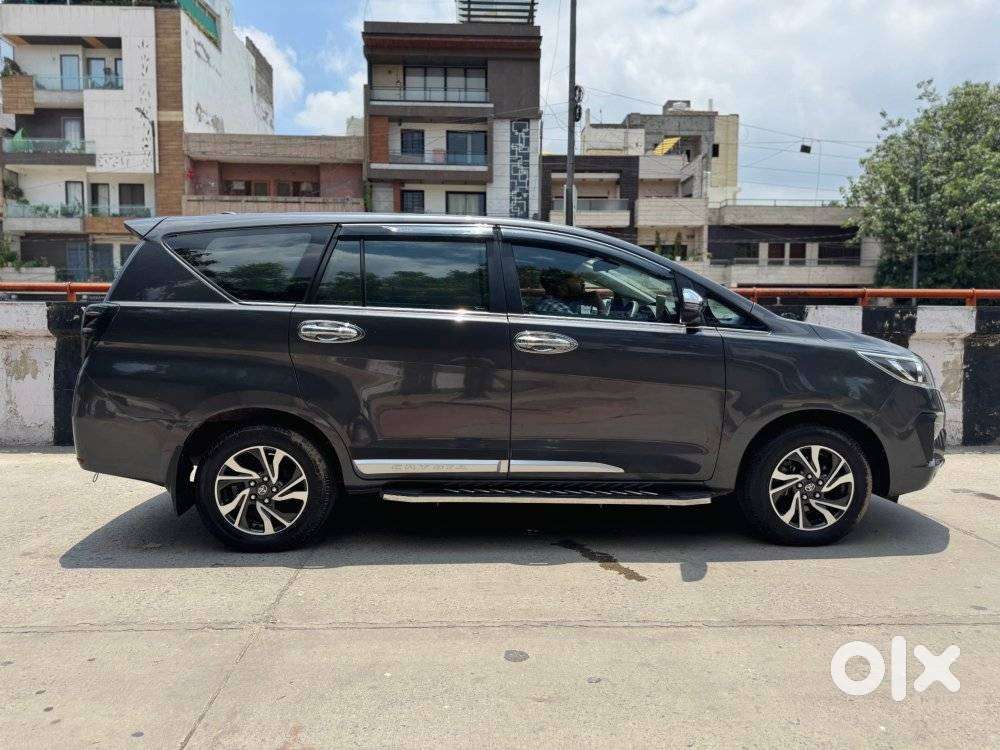 Toyota Innova Crysta [2016-2020] 2.4 Gx At 7 Str, 2022, Diesel