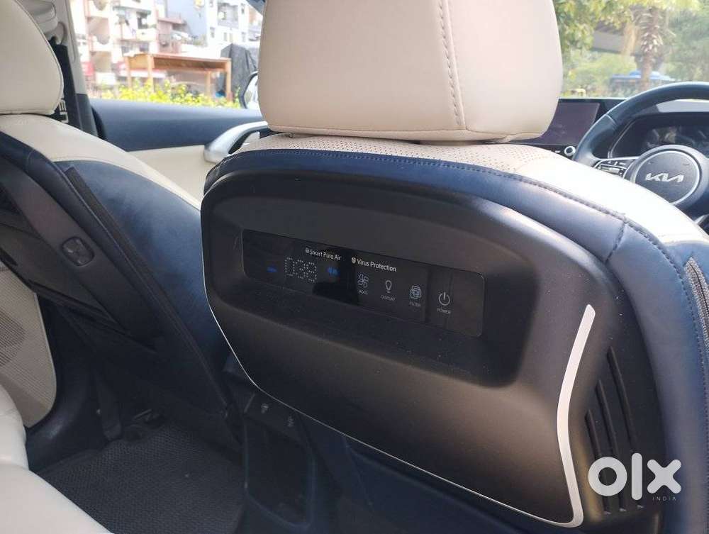 Kia Carens 1.4 Luxury Plus Dct 7 Str, 2022, Petrol