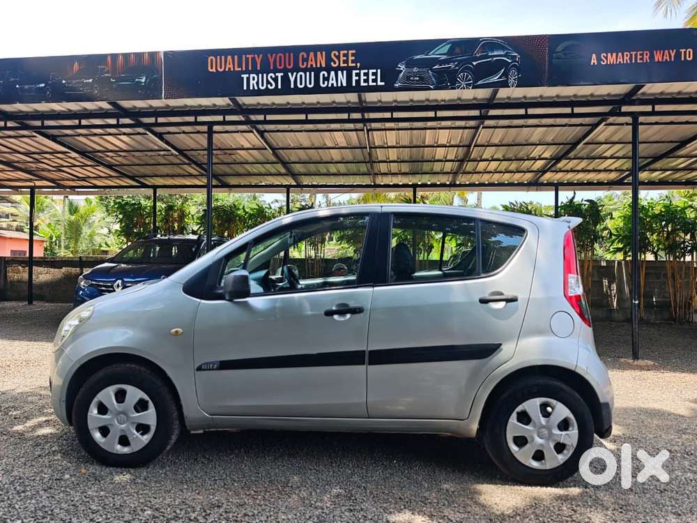 Maruti Suzuki Ritz Vxi, 2013, Petrol