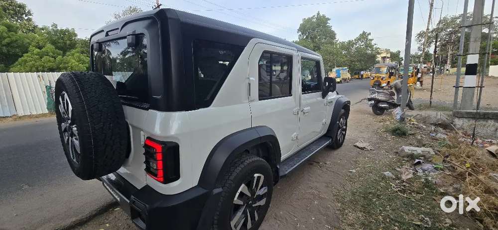 Mahindra Thar Roxx Ax7l Diesel 2025