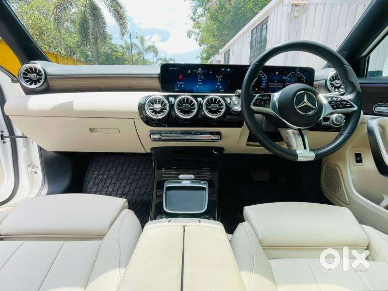 Mercedes-benz A-class Limousine 200, 2025, Petrol