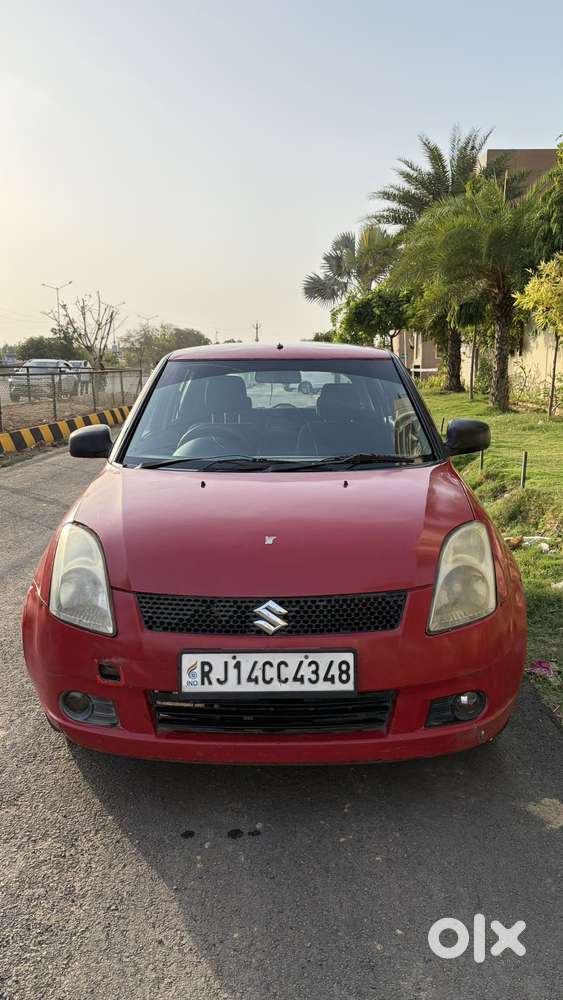 Maruti Suzuki Swift Lxi Bsiii, 2006, Petrol