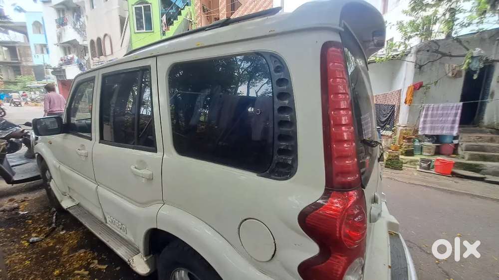 Mahindra Scorpio 2012
