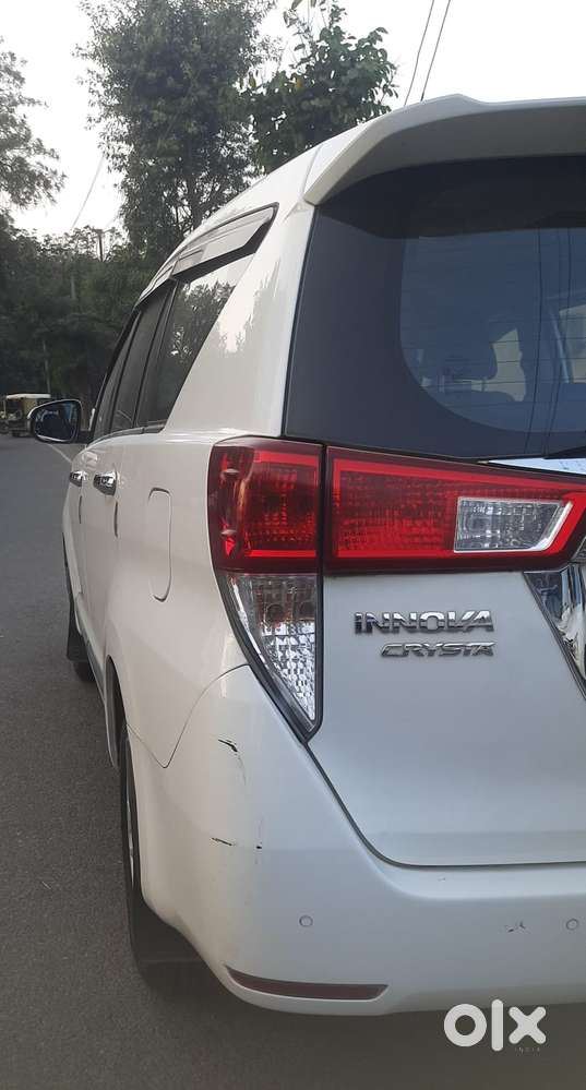 Toyota Innova Crysta 2.4 G Mt 7 Str, 2020, Electric