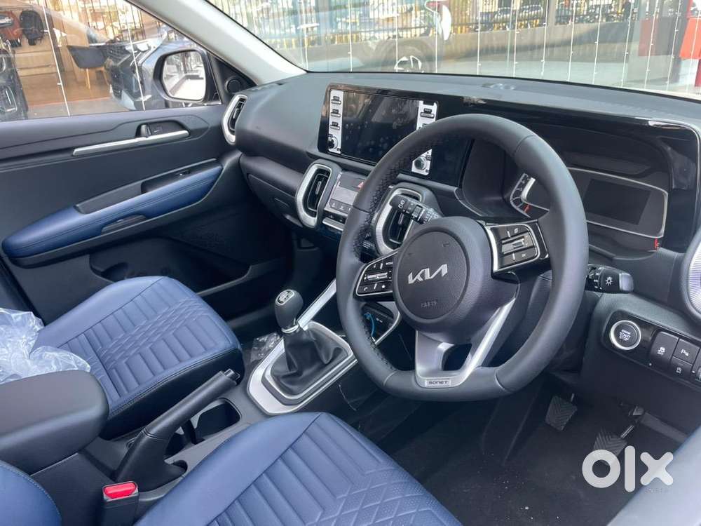 Kia Sonet 2024 Petrol 13000 Km Driven