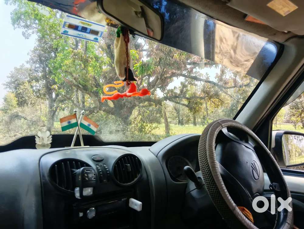 Ymahindra Scorpio 2013