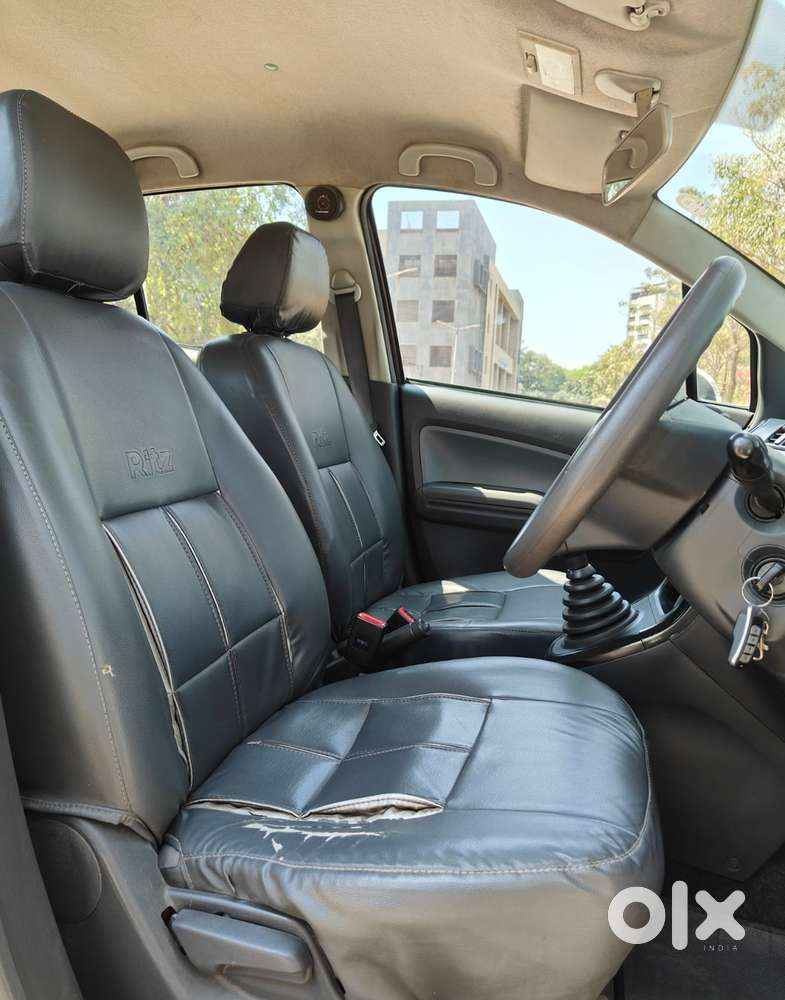 Maruti Suzuki Ritz Lxi, 2012, Petrol