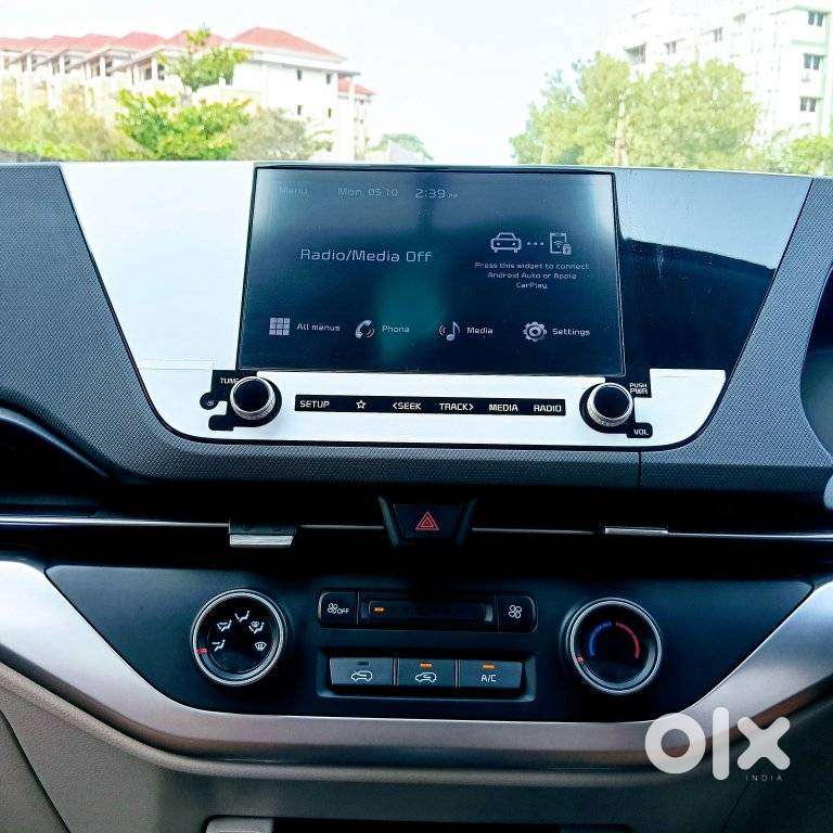 Kia Carens 1.4 Prestige 7 Str, 2023, Petrol
