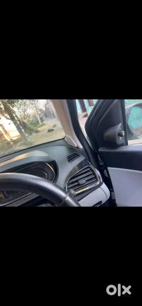 Tata Tiago Xz