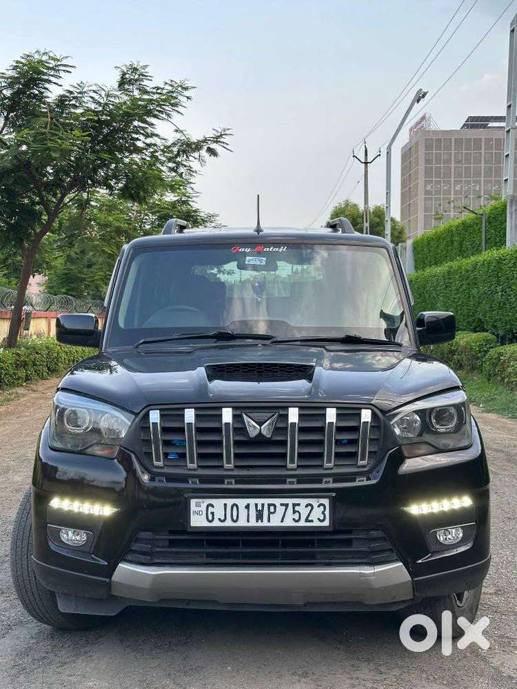 Mahindra Scorpio Classic 2.2 S 11 Mt 7 Str, 2024, Diesel