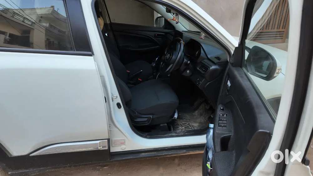 Sale/ Rent Maruti Suzuki Brezza 2024 Lxi