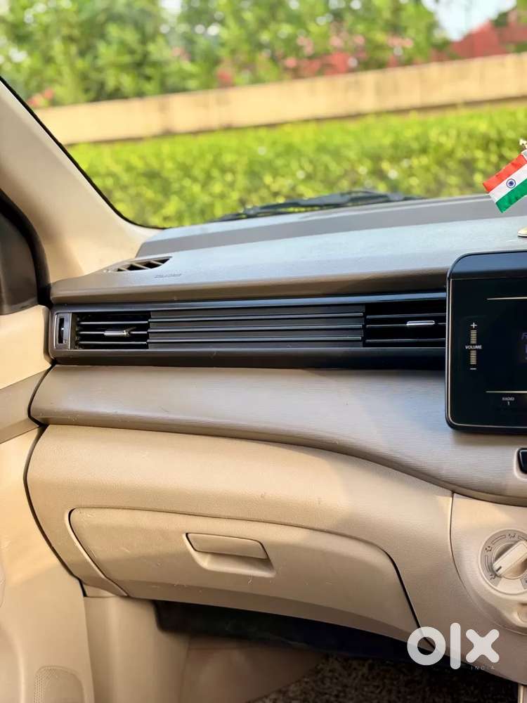 Maruti Suzuki Ertiga Vxi At, 2019, Petrol