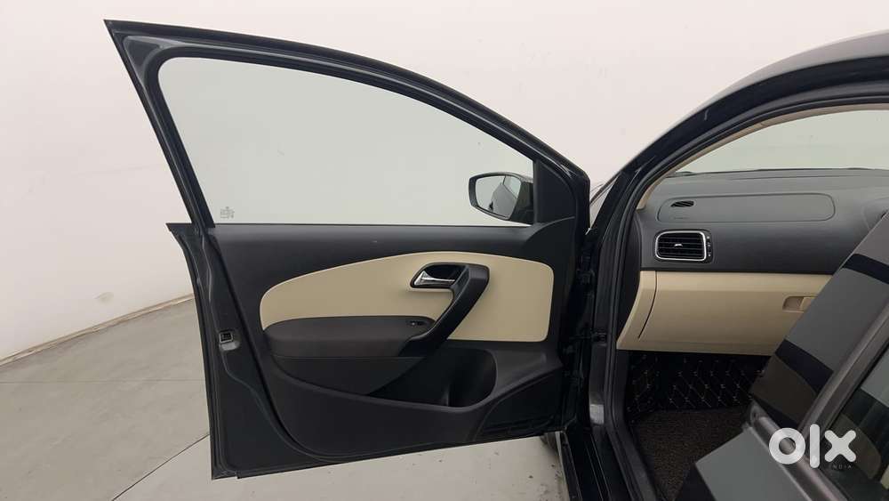 Skoda Rapid 1.0 Ambition Tsi At, 2021, Petrol