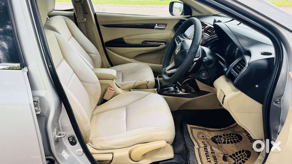 Honda City V At, 2011, Petrol