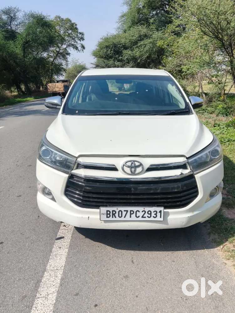 Toyota Innova 2020
