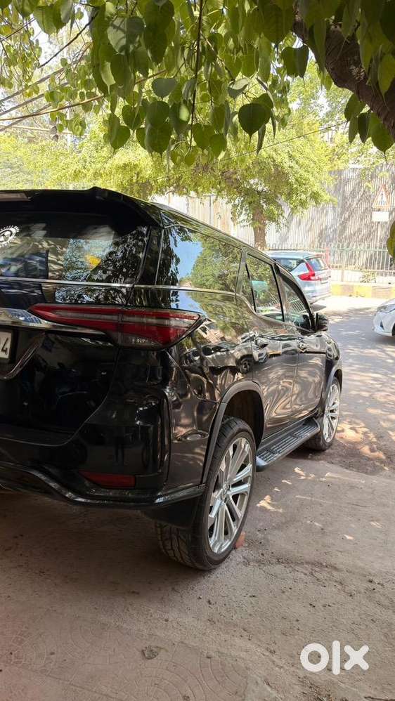 Toyota Fortuner 2021 Diesel 115000 Km Driven