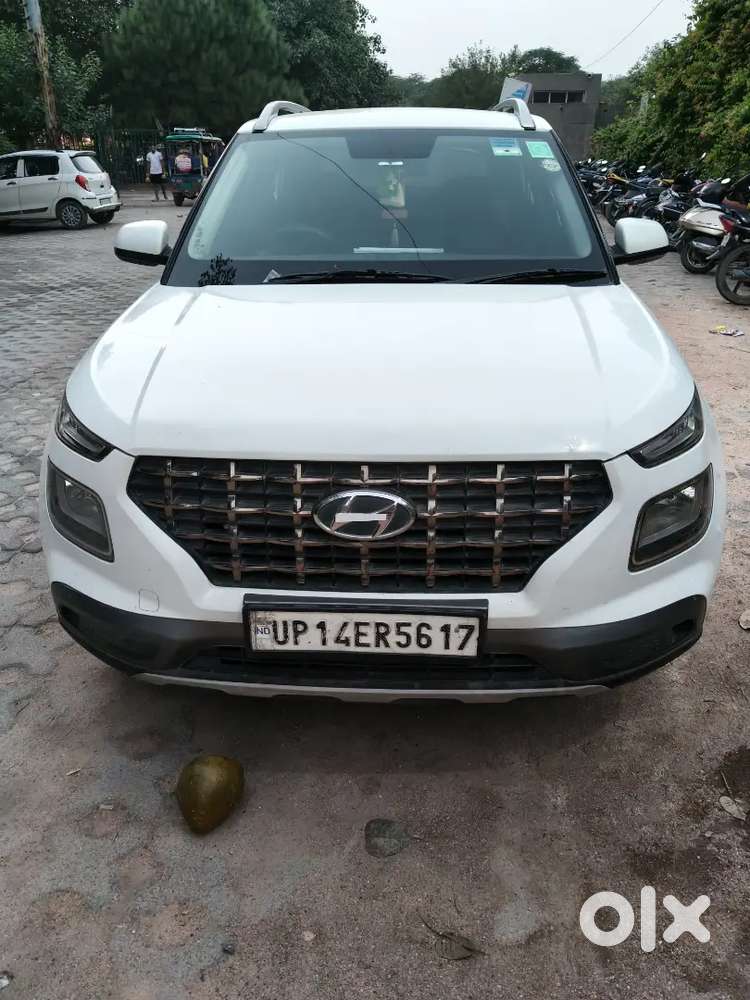 Hyundai Venue 2021 Manual