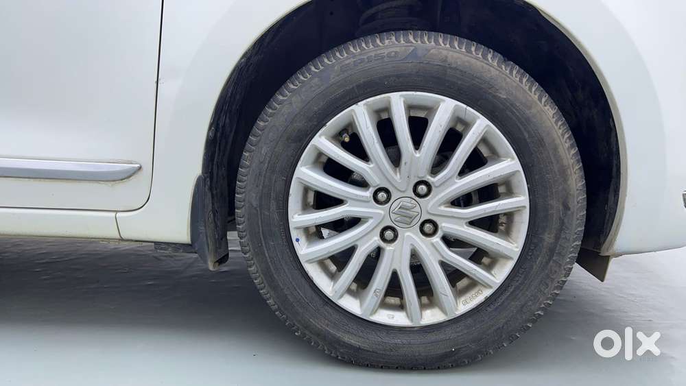 Maruti Suzuki Dzire 1.2 Zxi Amt, 2019, Petrol