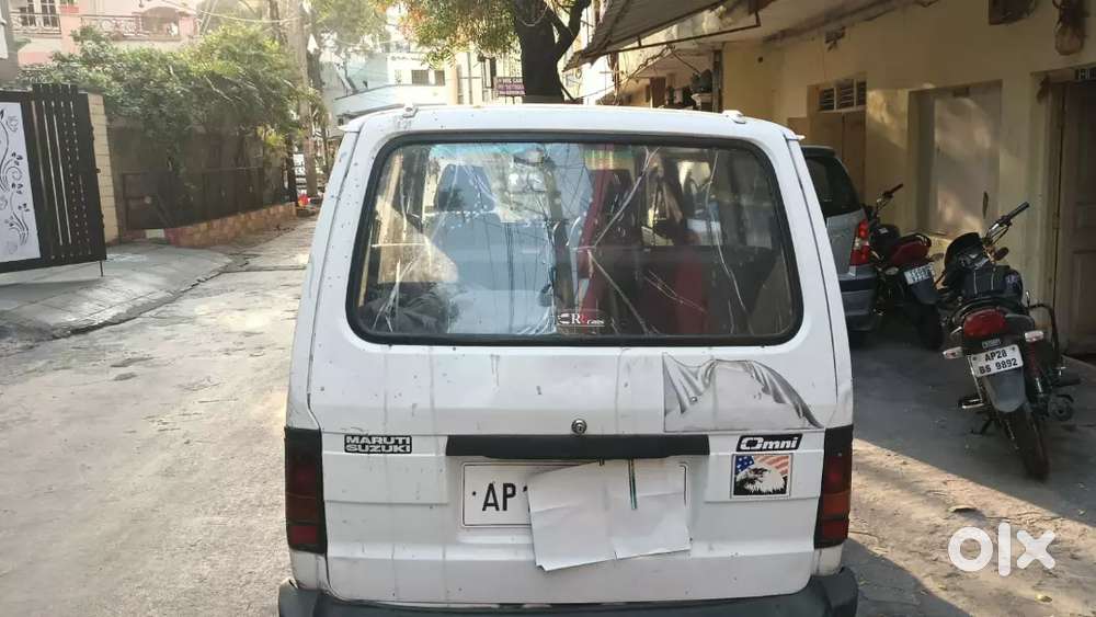 Maruti Suzuki Omni 2008