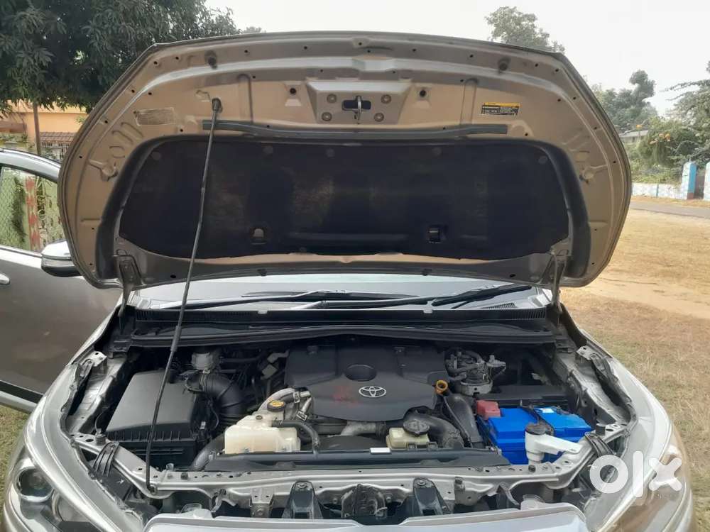 Toyota Innova Crysta 2.4 2016 Diesel Manual