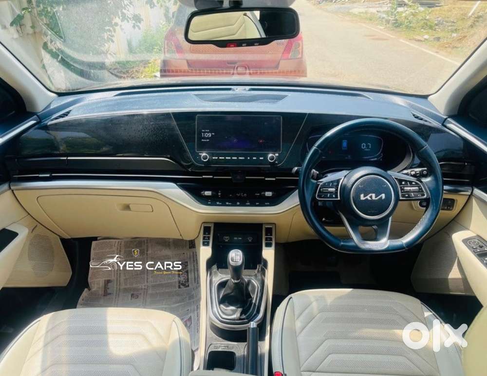 Kia Carens 1.4 Luxury Plus 6 Str, 2023, Petrol