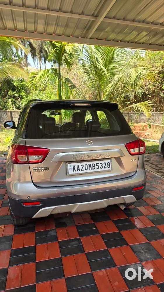 Maruti Suzuki Brezza 2017 Diesel 180000 Km Driven