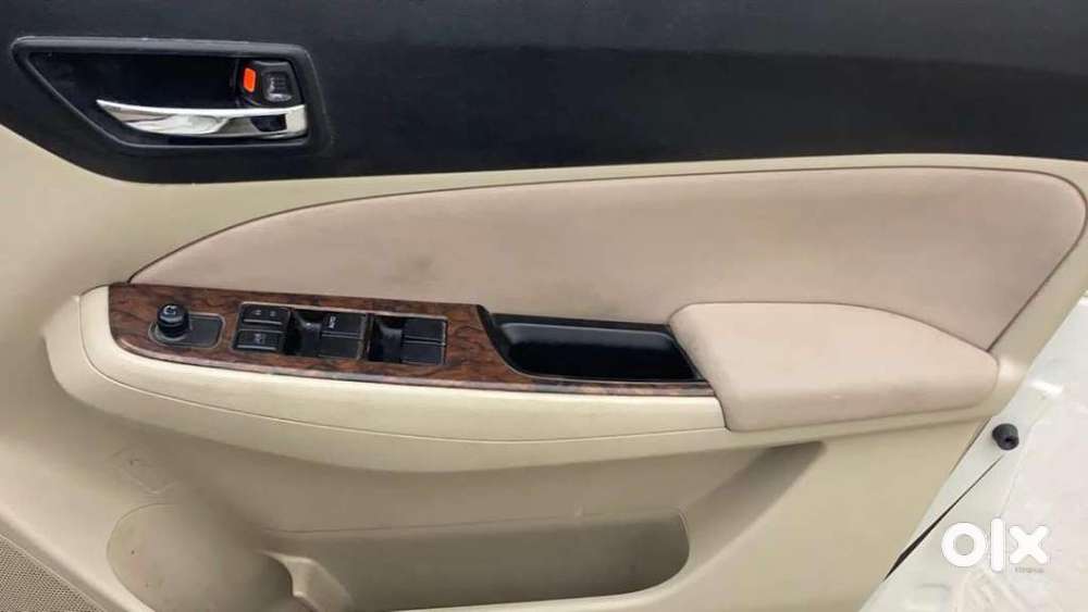 Maruti Suzuki Dzire 1.2 Zxi, 2023, Petrol