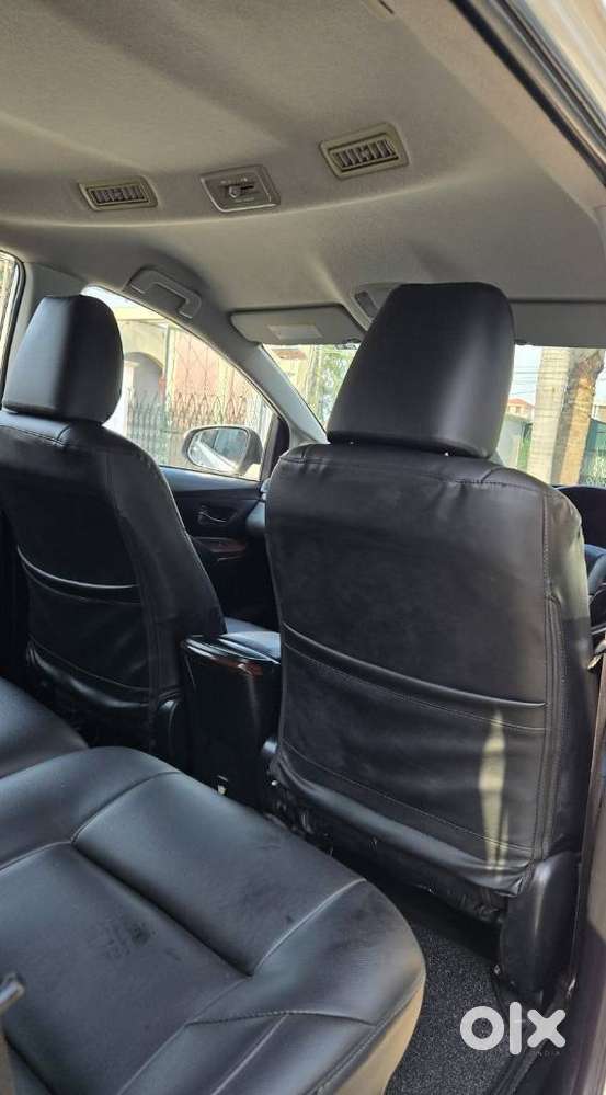 Toyota Innova Crysta 2.8 Gx At, 2017, Diesel