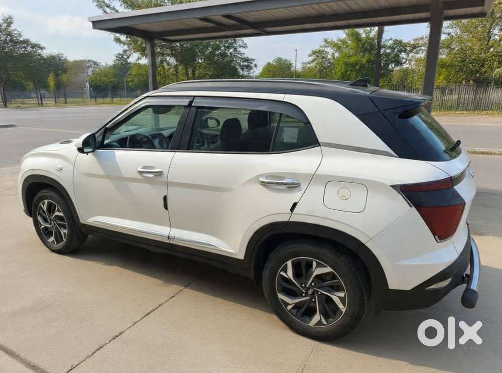 Hyundai Creta 1.5 S Plus Knight Petrol Dual Tone, 2023, Petrol