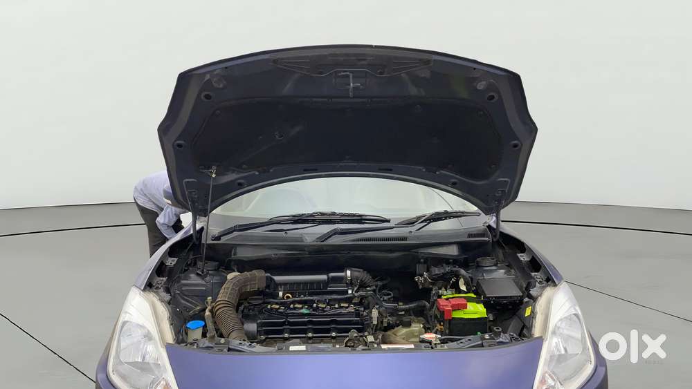 Maruti Suzuki Swift Dzire Amt Vxi, 2017, Petrol