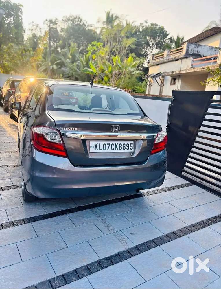 Honda Amaze 1.2 Petrol 2017