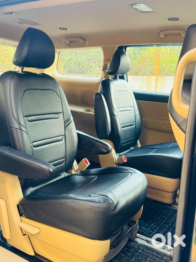 Kia Carnival Premium, 2021, Diesel