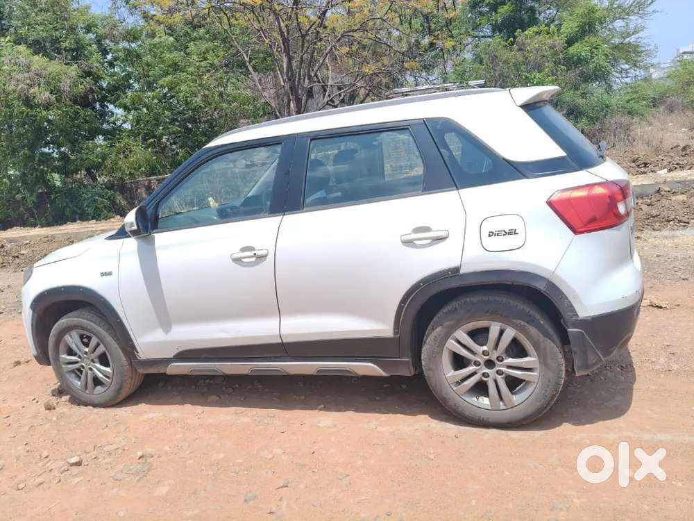 Maruti Suzuki Brezza 2017 Diesel 100000 Km Driven