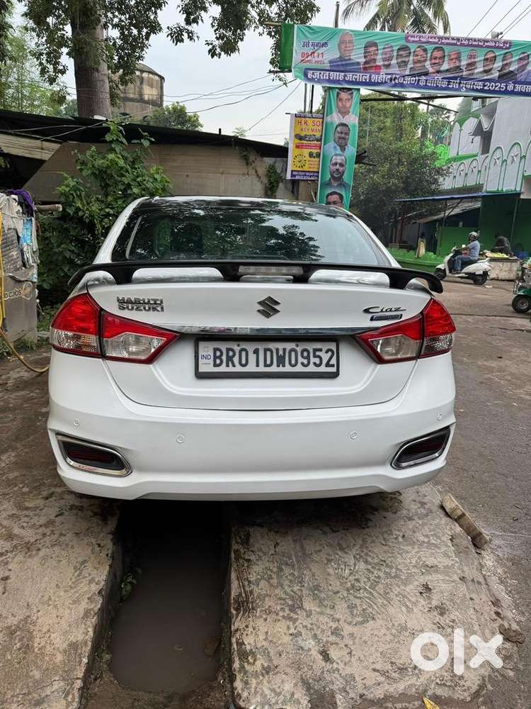White Ciaz  Loaded Mod  Jbl Bass System  Excellent Mileage