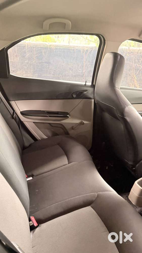 Tata Tiago Xe 2018
