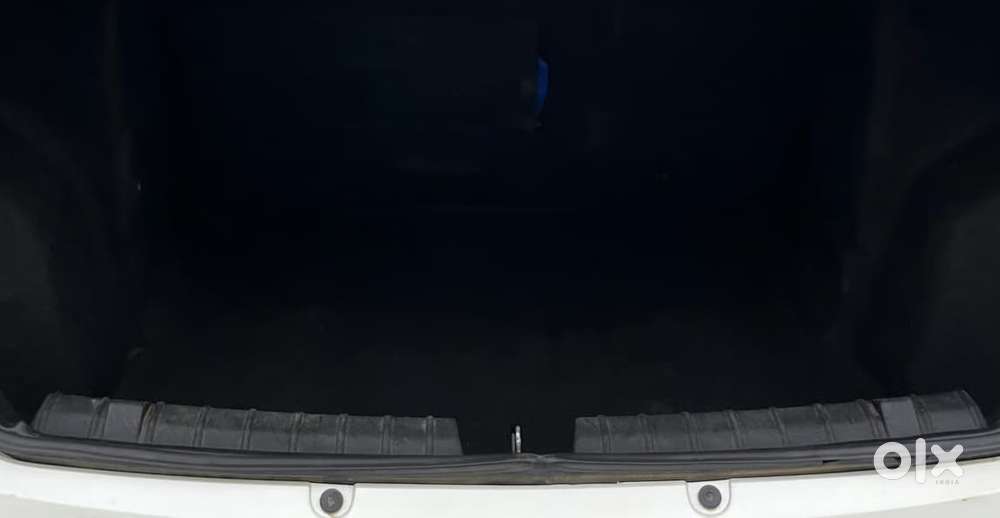 Tata Tigor Xza, 2018, Petrol
