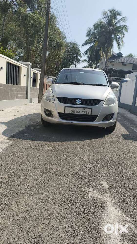 Maruti Suzuki Swift Vxi + Manual, 2013, Petrol