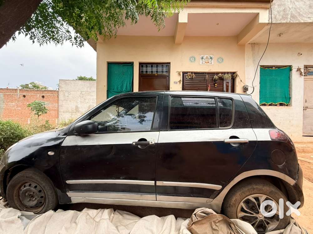 Maruti Suzuki Swift 2010 Petrol 132000 Km Driven