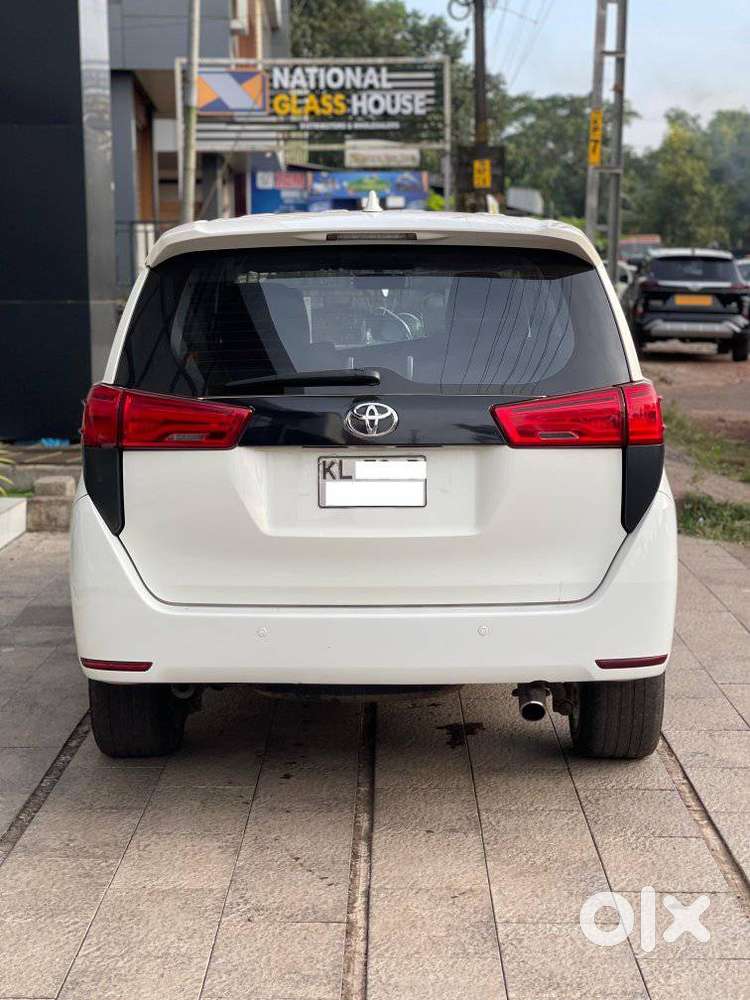 Toyota Innova Crysta 2.8 Gx At, 2018, Diesel