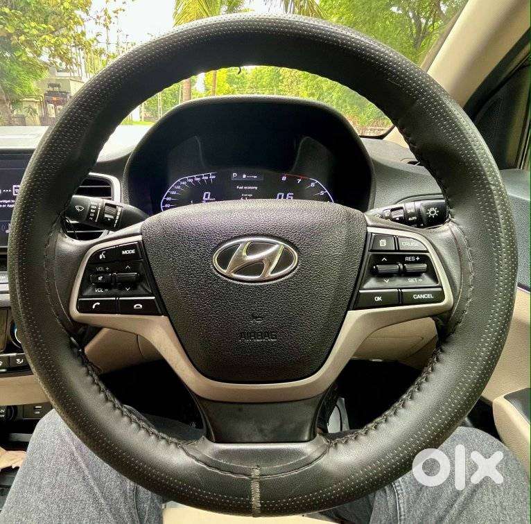 Hyundai Verna 1.5 Sx Ivt, 2021, Petrol