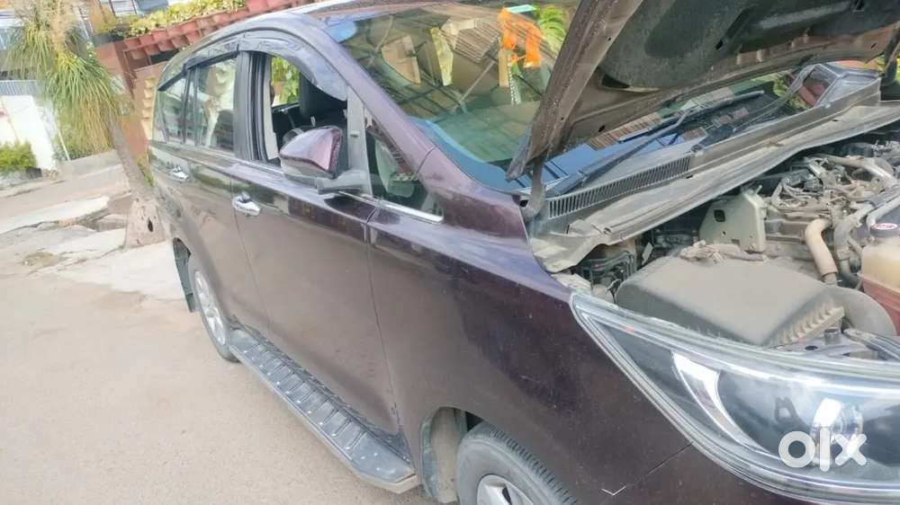 Toyota Innova Crysta 2019