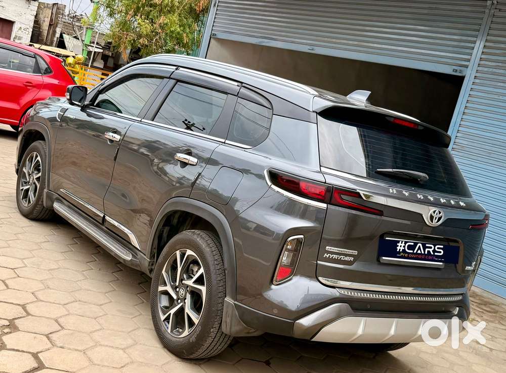 Toyota Urban Cruiser Hyryder 1.5 V Hybrid, 2024, Cng & Hybrids
