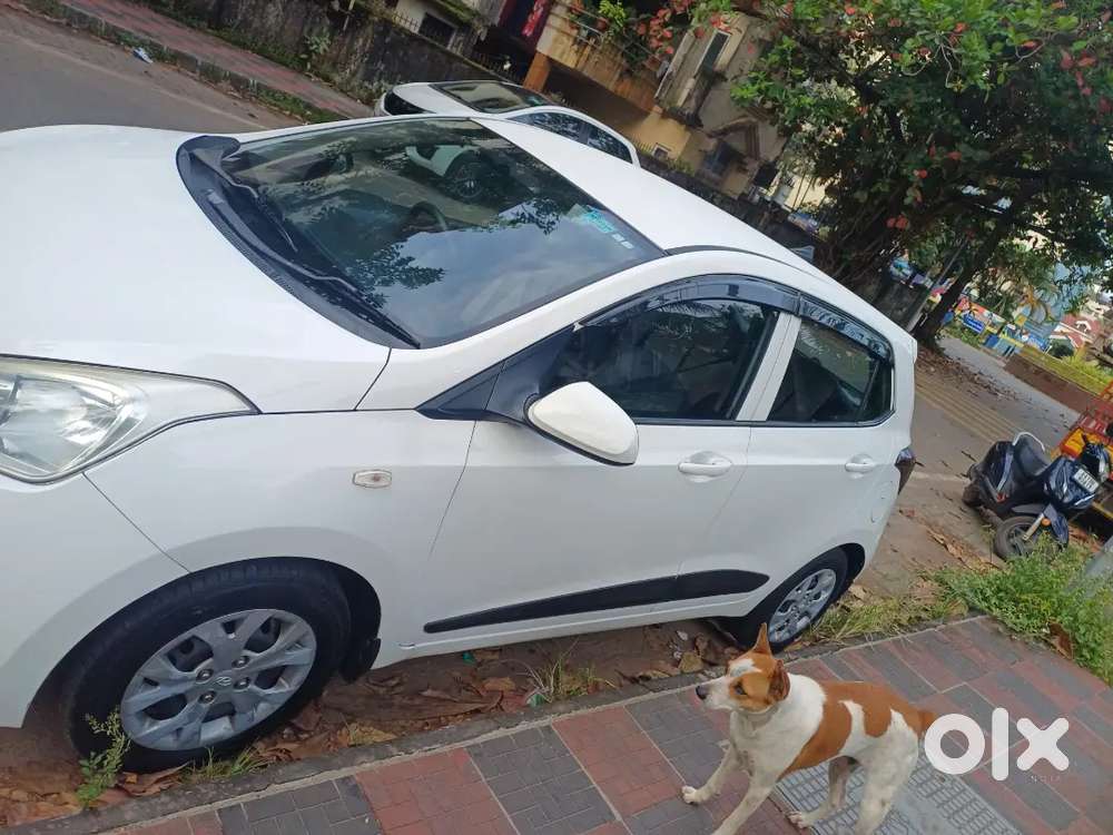 Hyundai Grand I10 Sportz 2017 Manual Petrol